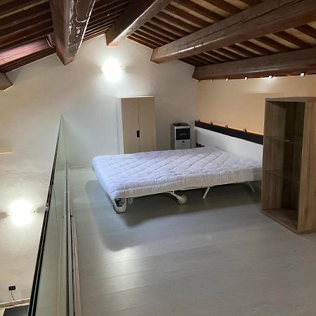 キアラヴァッレCasa Di Adeleアパートメント エクステリア 写真